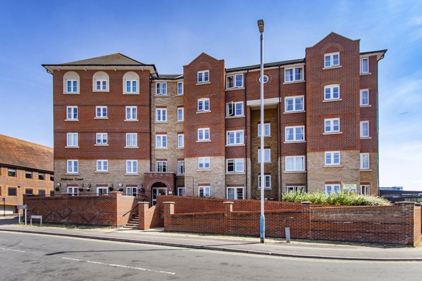 Images for 1 Bedroom Retirement Flat, Medway Wharf Road, Tonbridge