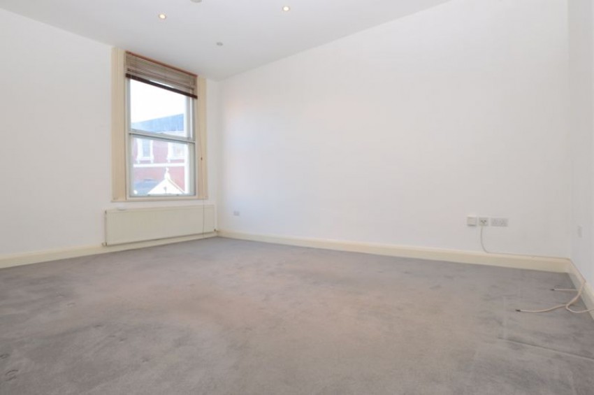 Images for 2 Bedroom 2 Bathroom Flat with Parking, Nevill Street, Tunbridge Wells