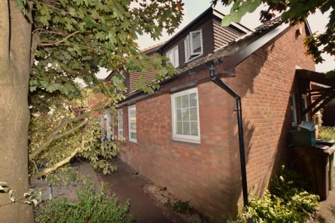 1 Bedroom End of Terrace House, Oakwood Rise, Tunbridge Wells