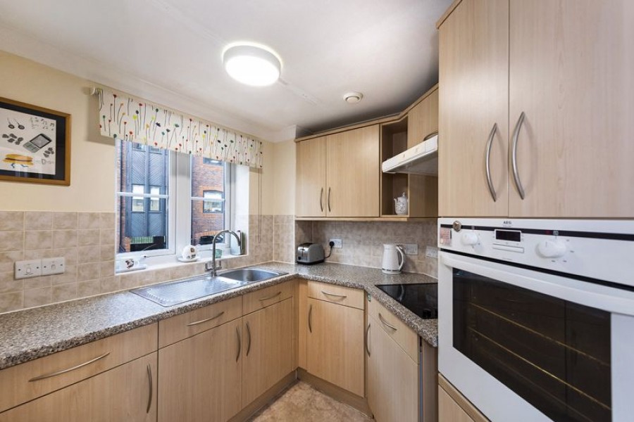 Images for 2 Bedroom Ground Floor Retirement Flat, Medway Wharf Road, Tonbridge