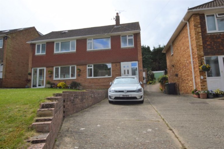 3 Bedroom Semi-Detached House with Garage, Garden & Driveway Parking, Green Way, Tunbridge Wells