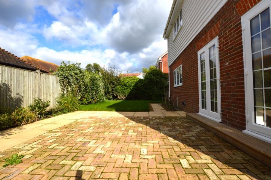 Images for 5 Bedroom 3 Bathroom Detached House, Hale Street, Tonbridge