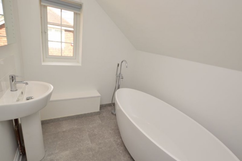 Images for 5 Bedroom 3 Bathroom Detached House, Hale Street, Tonbridge