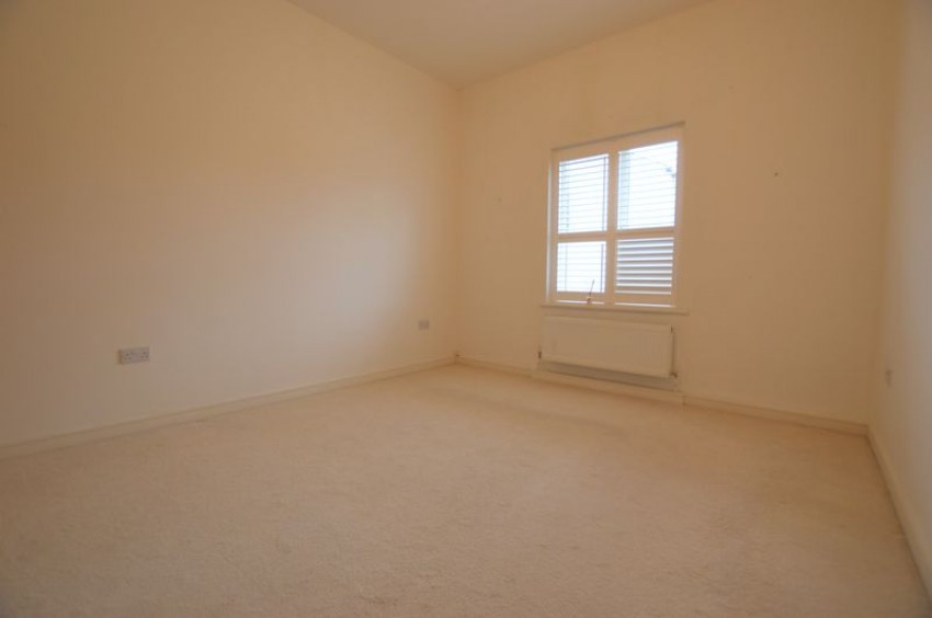 Images for 3 Double Bedroom 2 Bathroom Apartment with Parking, Close to Station, Goods Station Road