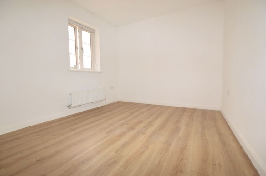 Images for Modern Two Double Bedroom Flat with Parking, Crabapple Road, Tonbridge